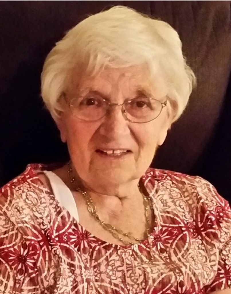 Hila Dee Grieder Profile Photo