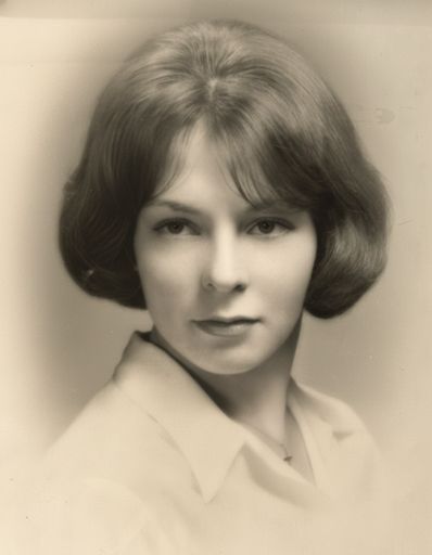 Suzanne Finn Profile Photo
