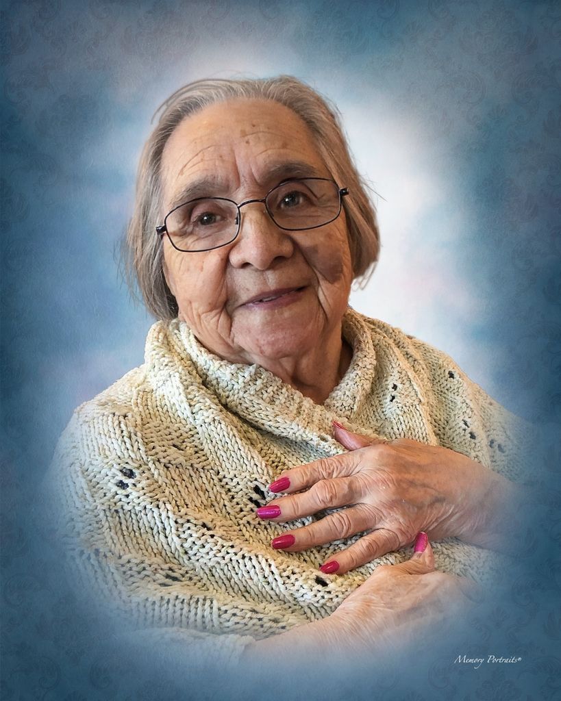 Victoria Holguin Profile Photo