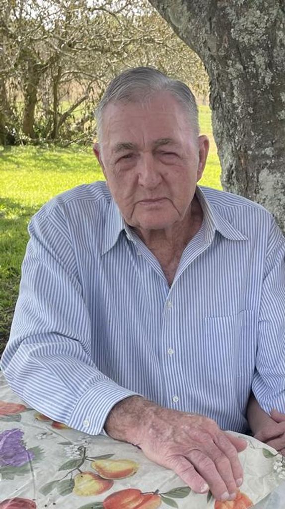 Bobby Maxwell Profile Photo