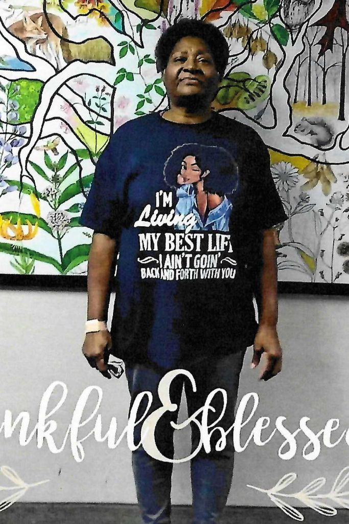 Elizabeth Moore Profile Photo