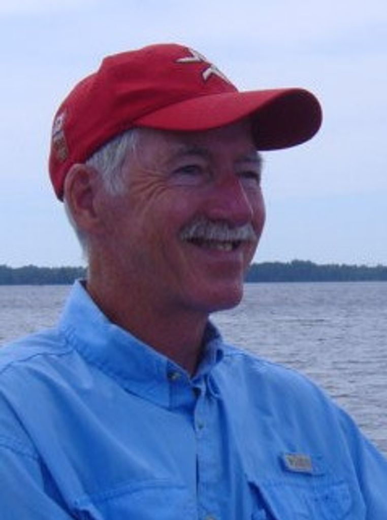 Robert J. Hanley Profile Photo
