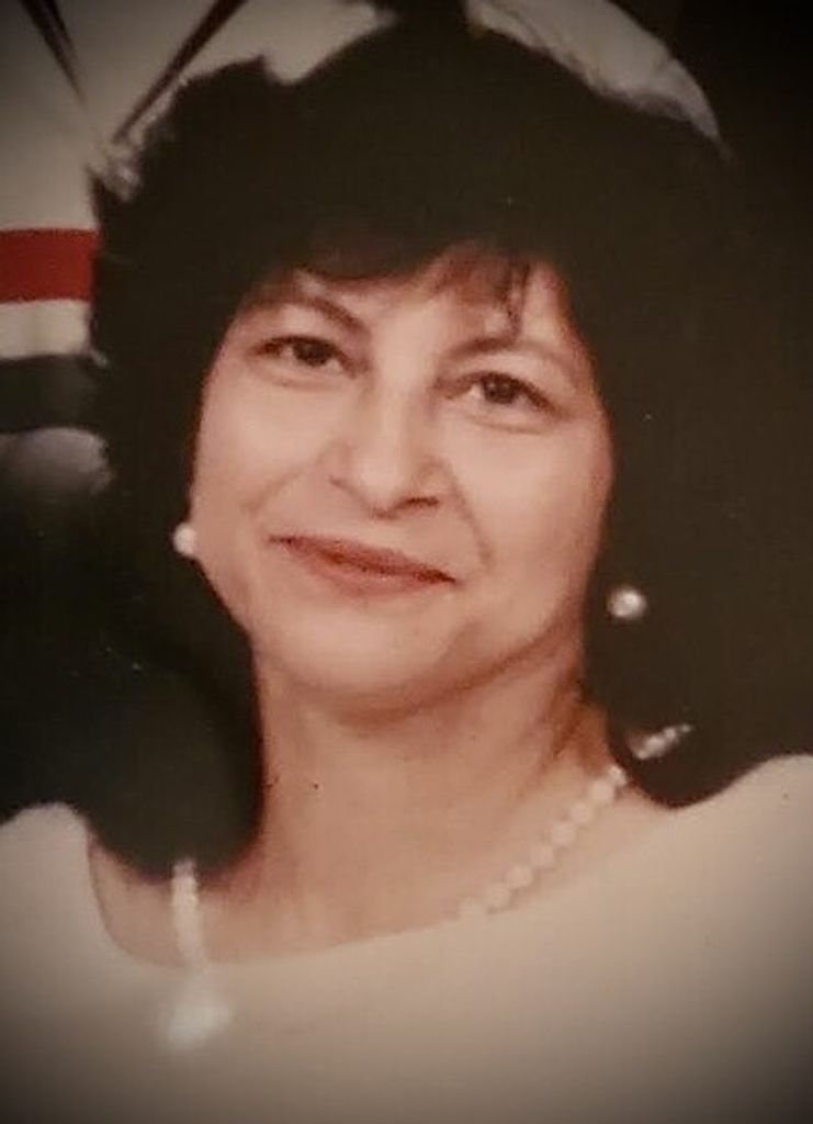 Selenia Torres Martinez Profile Photo