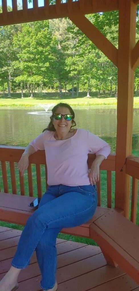 Michelle E. L'Heureux Profile Photo