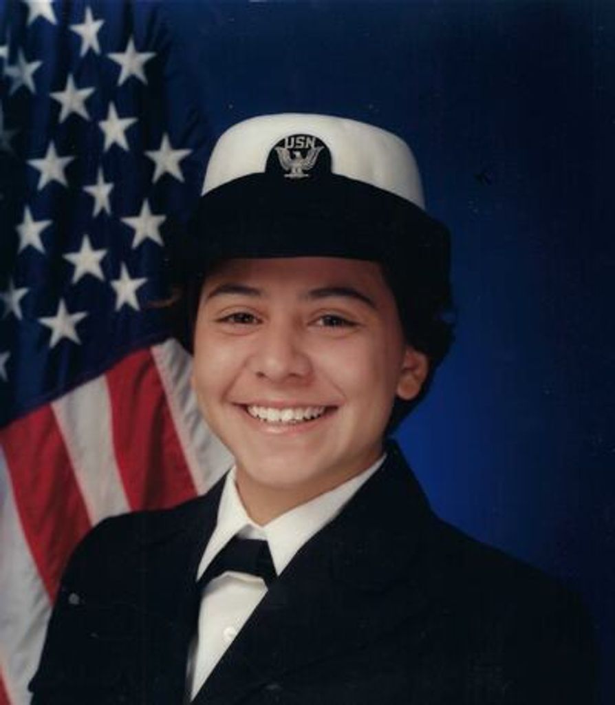 Lisa Michelle Monday Profile Photo