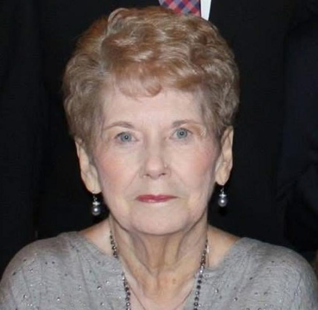 Nancy Wood Holland Profile Photo
