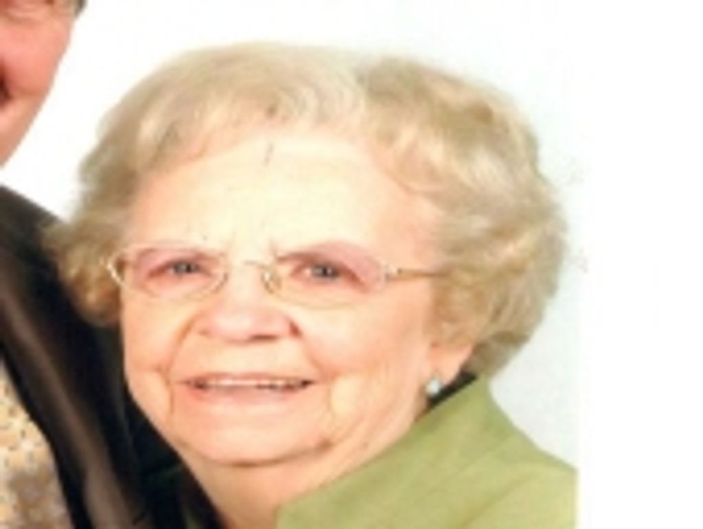 Joyce Maxine Massing