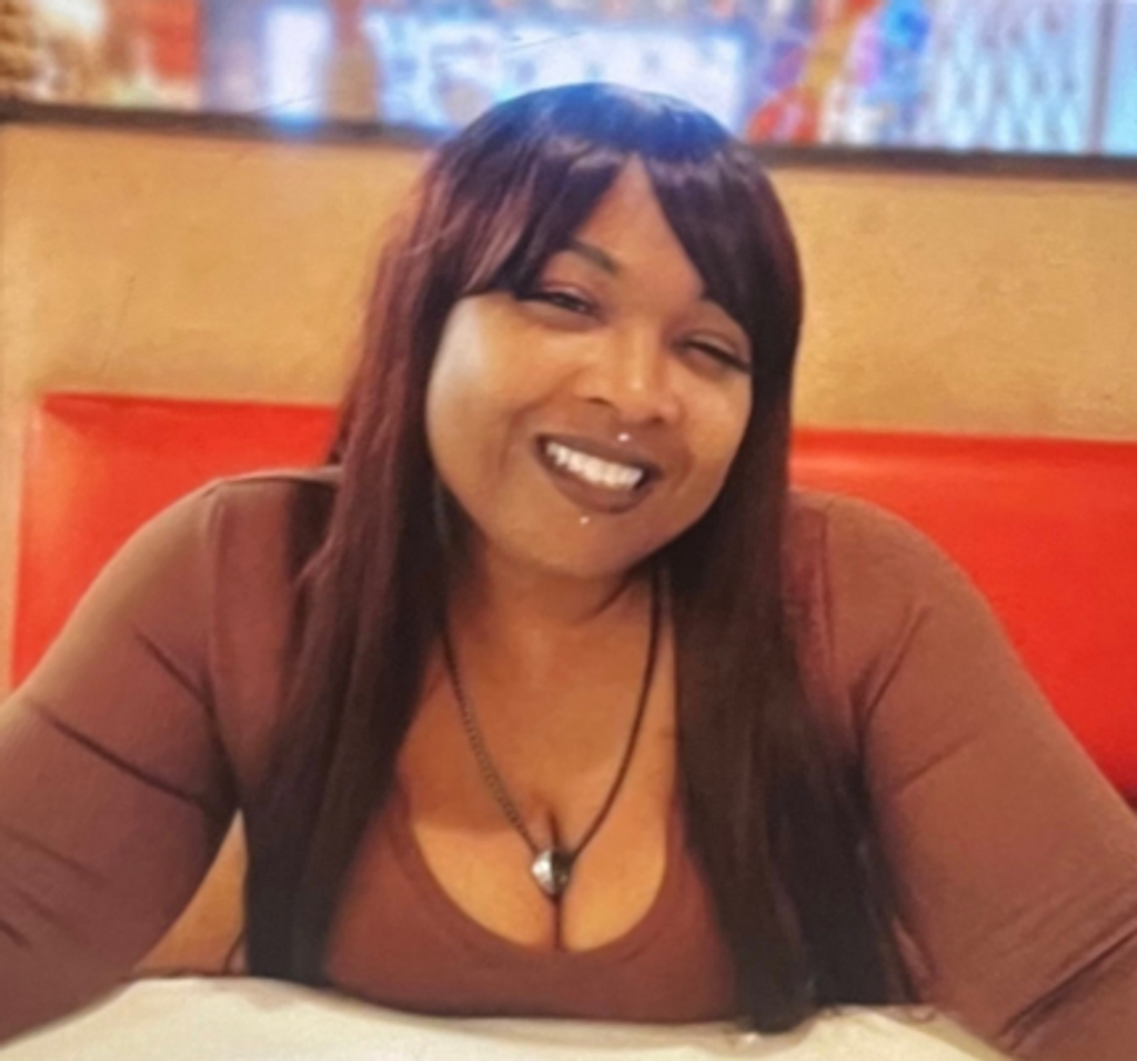 Shirrea Burnell Bordeaux Profile Photo
