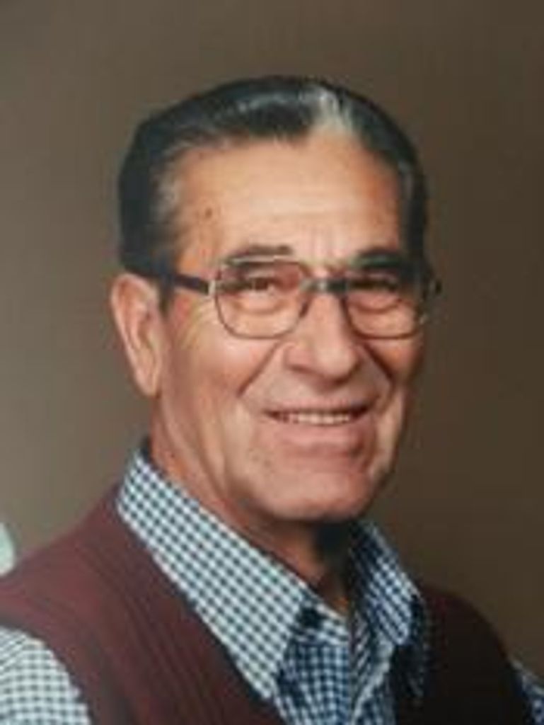 Milton Carl Bergthold Profile Photo