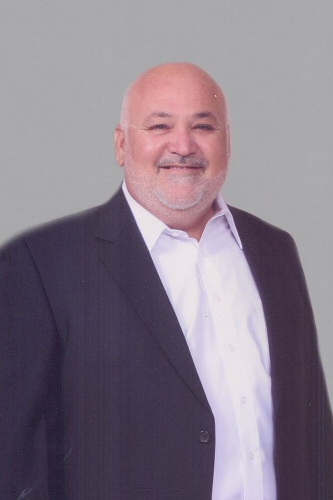 Ismael Saldivar