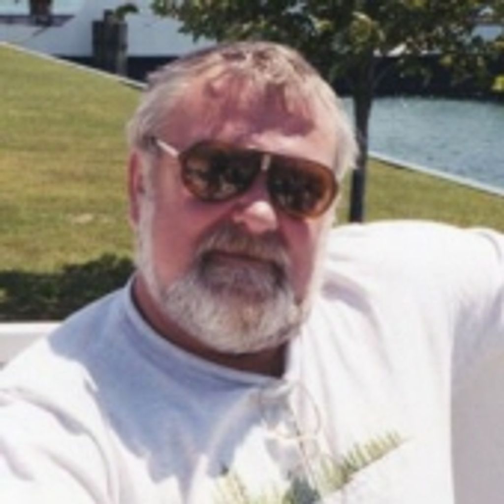 Mark G Huebner