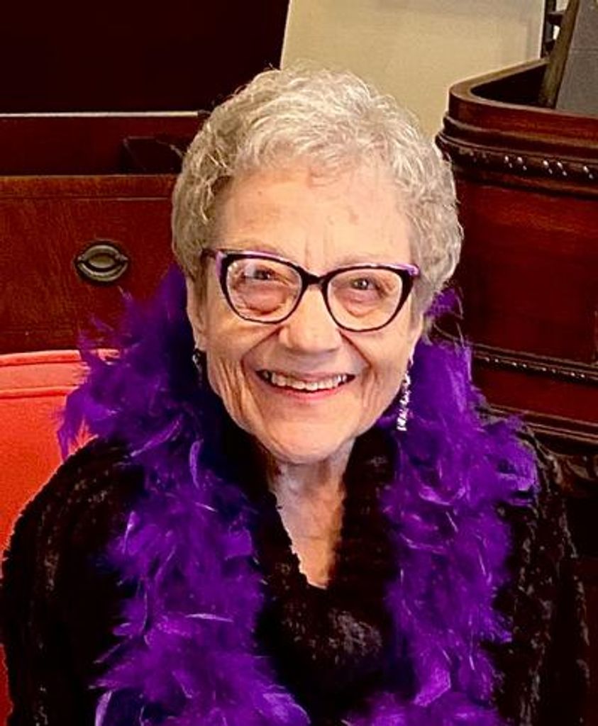 Lura Clark Profile Photo