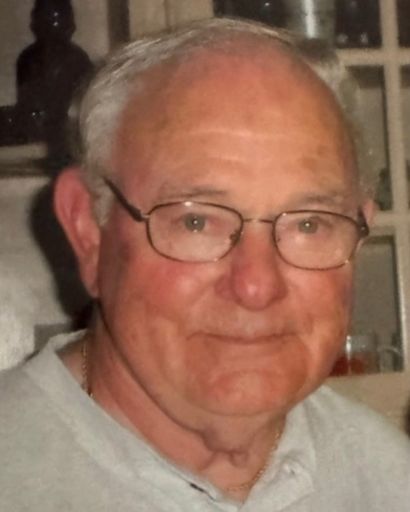 Hugo Roche's obituary image