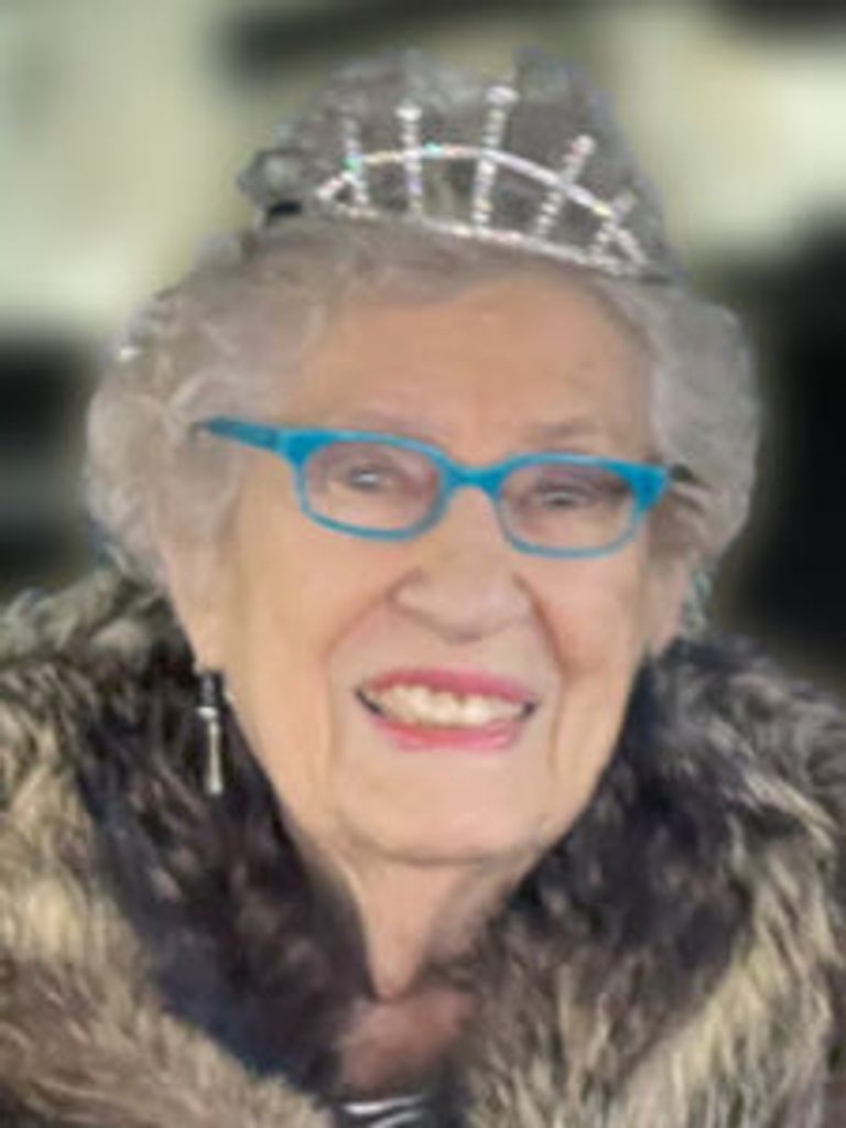 Stella Helen Komarevich Profile Photo