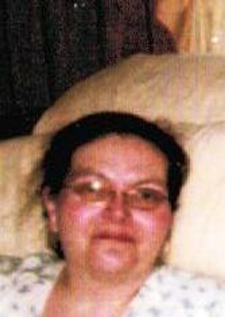 Lorrainna M Martin