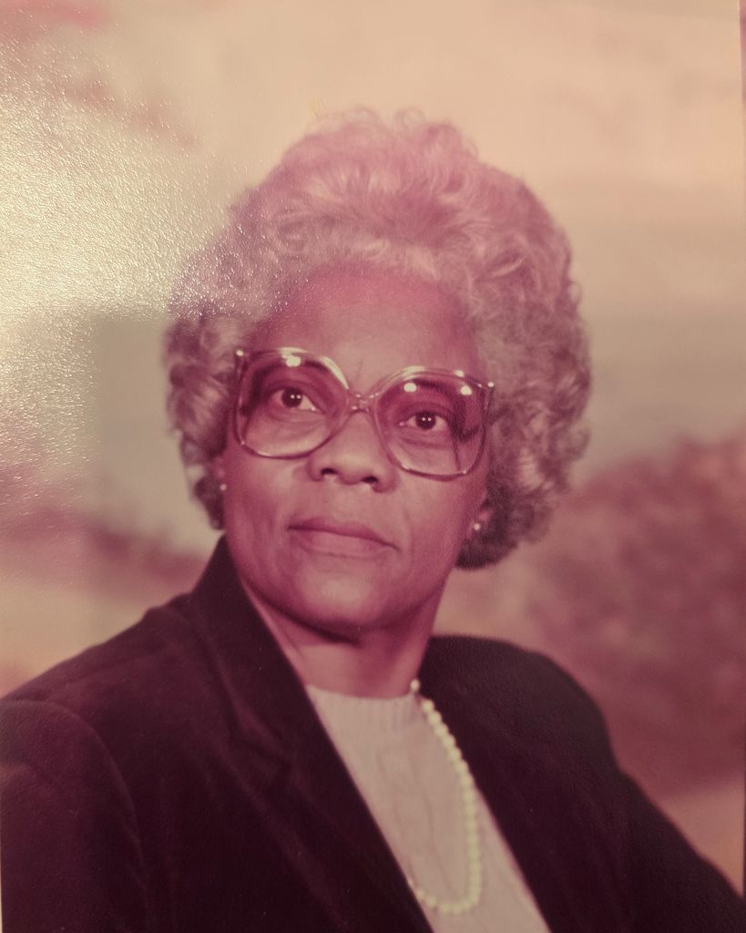 Cora Brooks Profile Photo