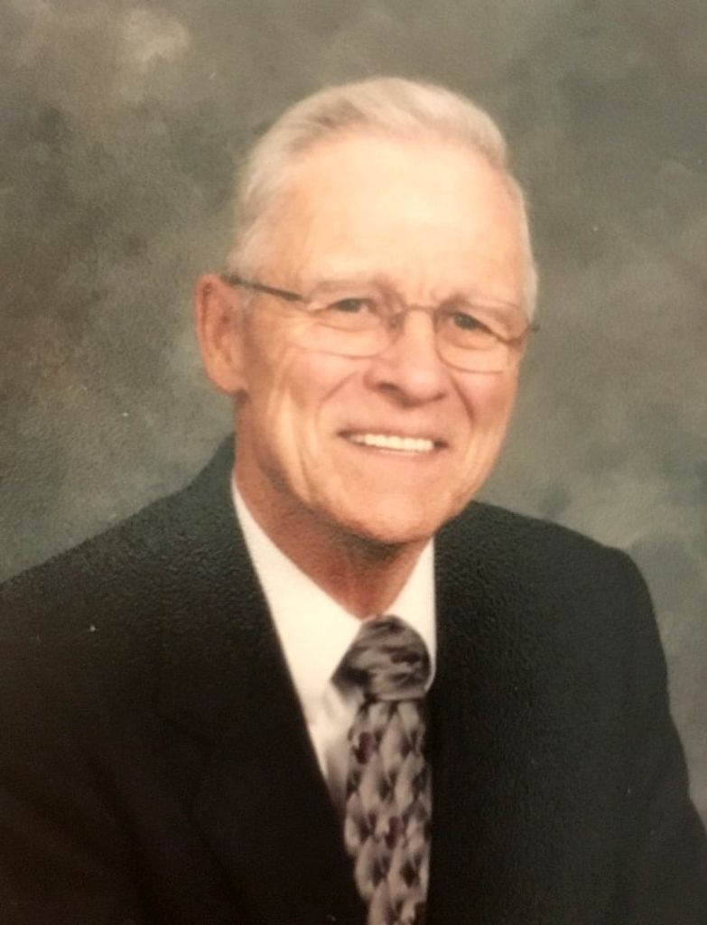 Dennis Whittaker Lourance Profile Photo