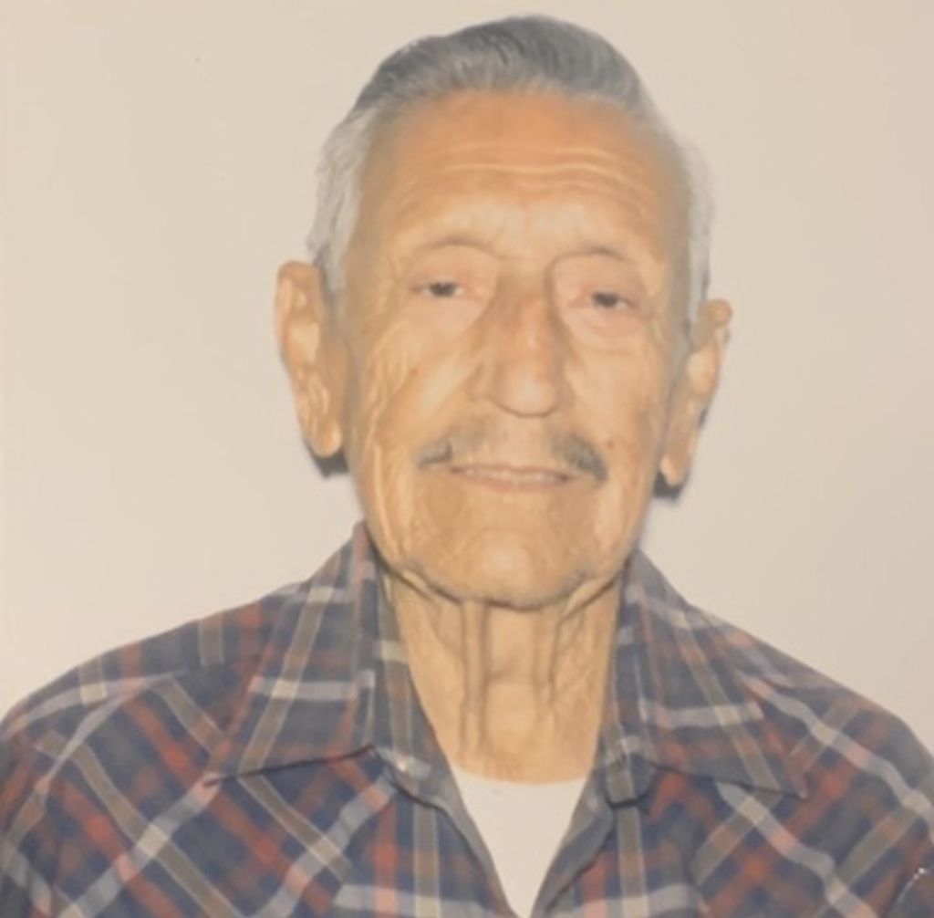 Manuel Benavides, Jr. Profile Photo