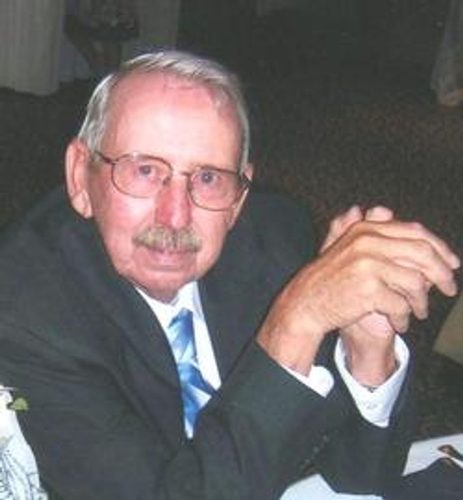 Lawrence Eugene "Gene" Hicks Profile Photo