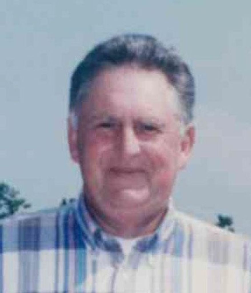 Robert "Bob" Snelson