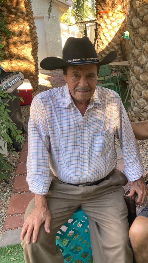 Victor Alvarenga Profile Photo