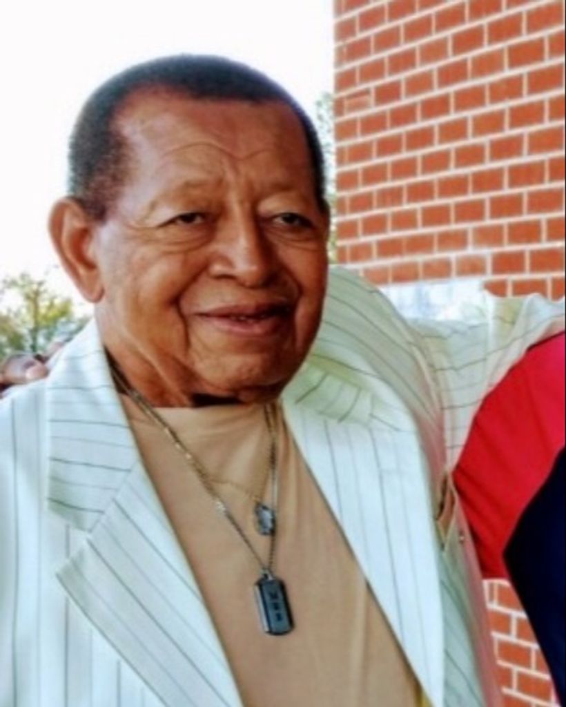 Mitchell Ross Brewer Profile Photo