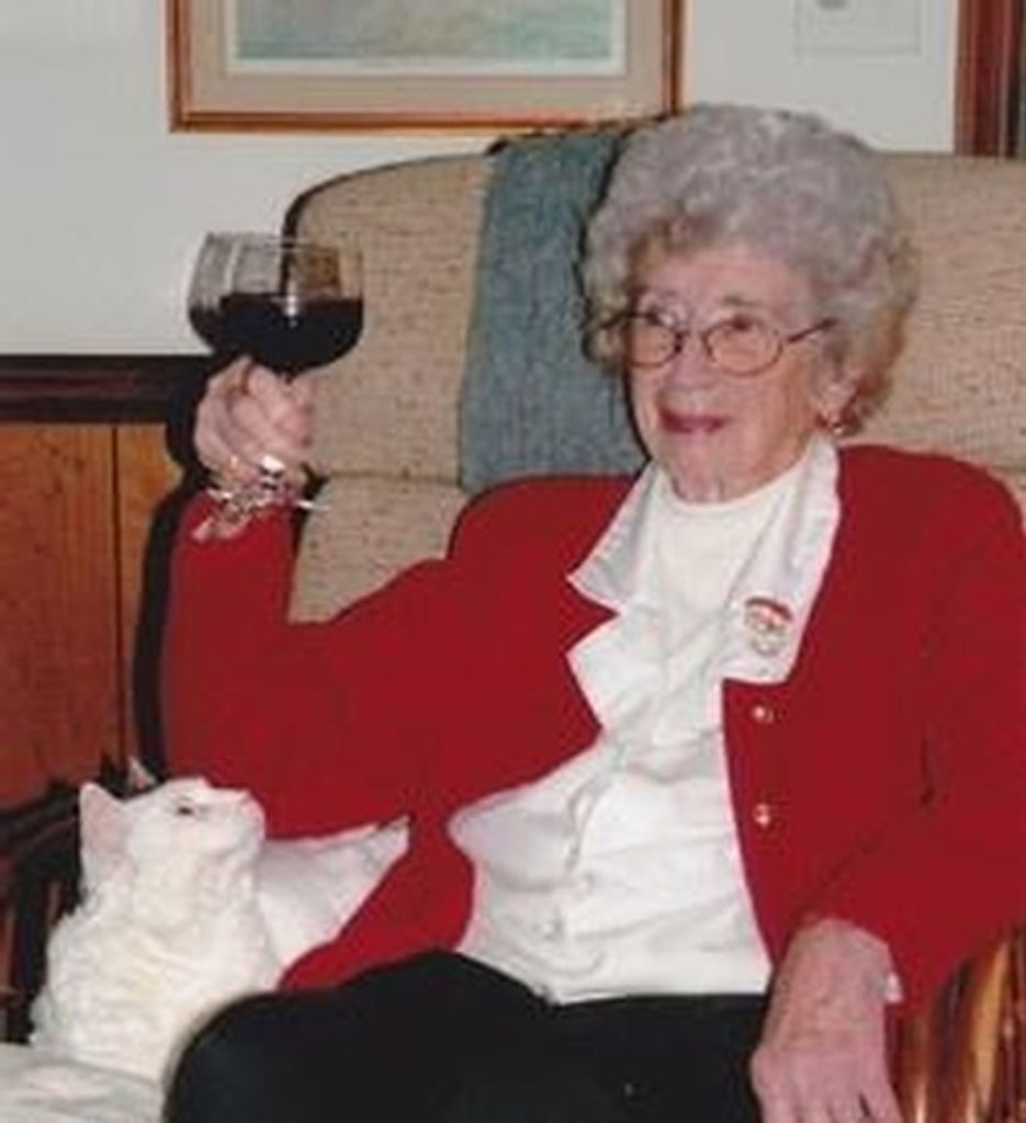 Emily Arthurs Deakyne Profile Photo