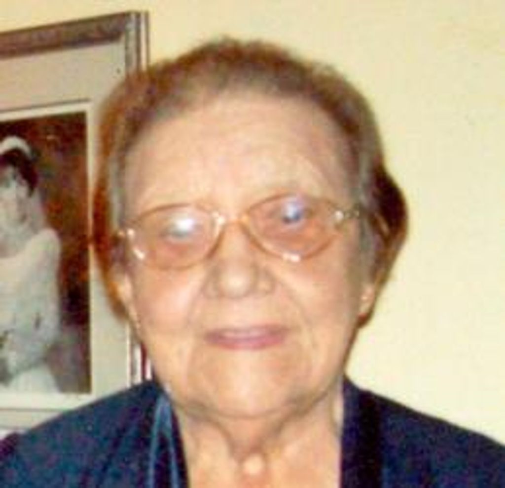 Alice "Ferreiras" Viveiros