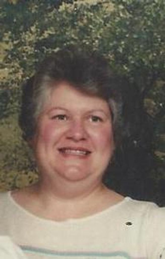 Nancy Lee Muench
