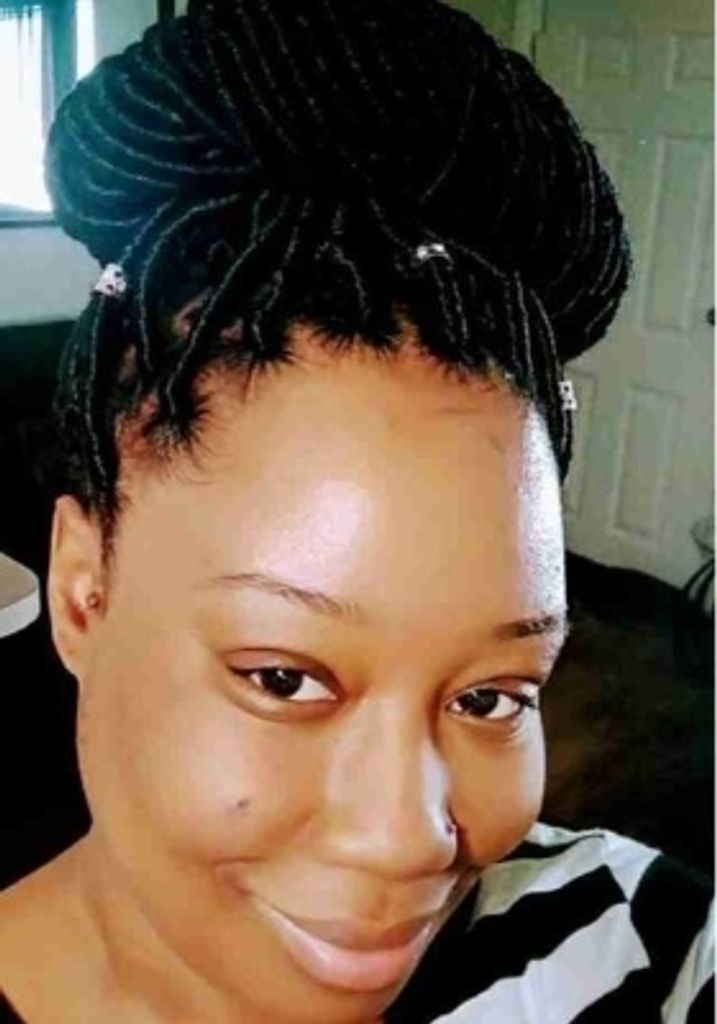Tavia Rhanes Robinson Profile Photo