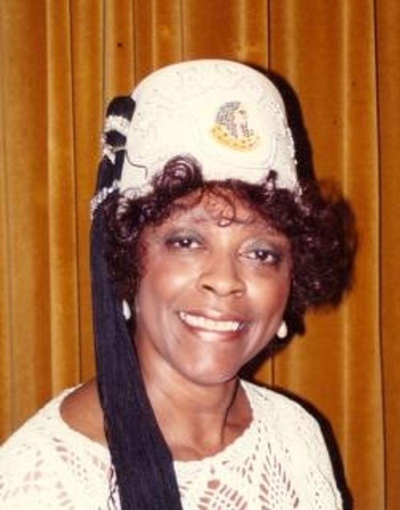 Roxanne E. "Roxie" Lampkin
