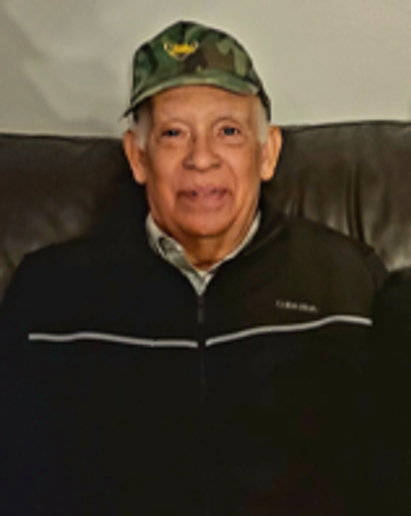 Claudio Olivares Profile Photo