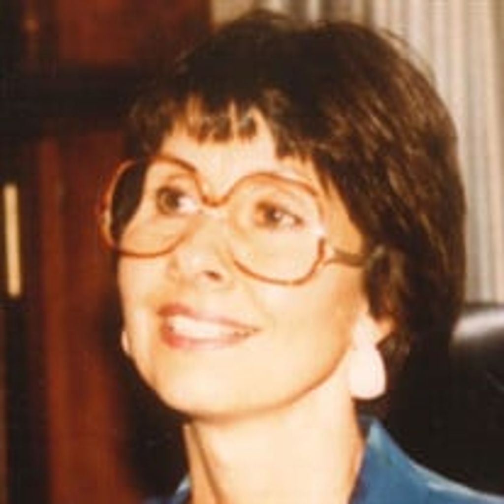 Paula M. (Walker-Davis) Moeller