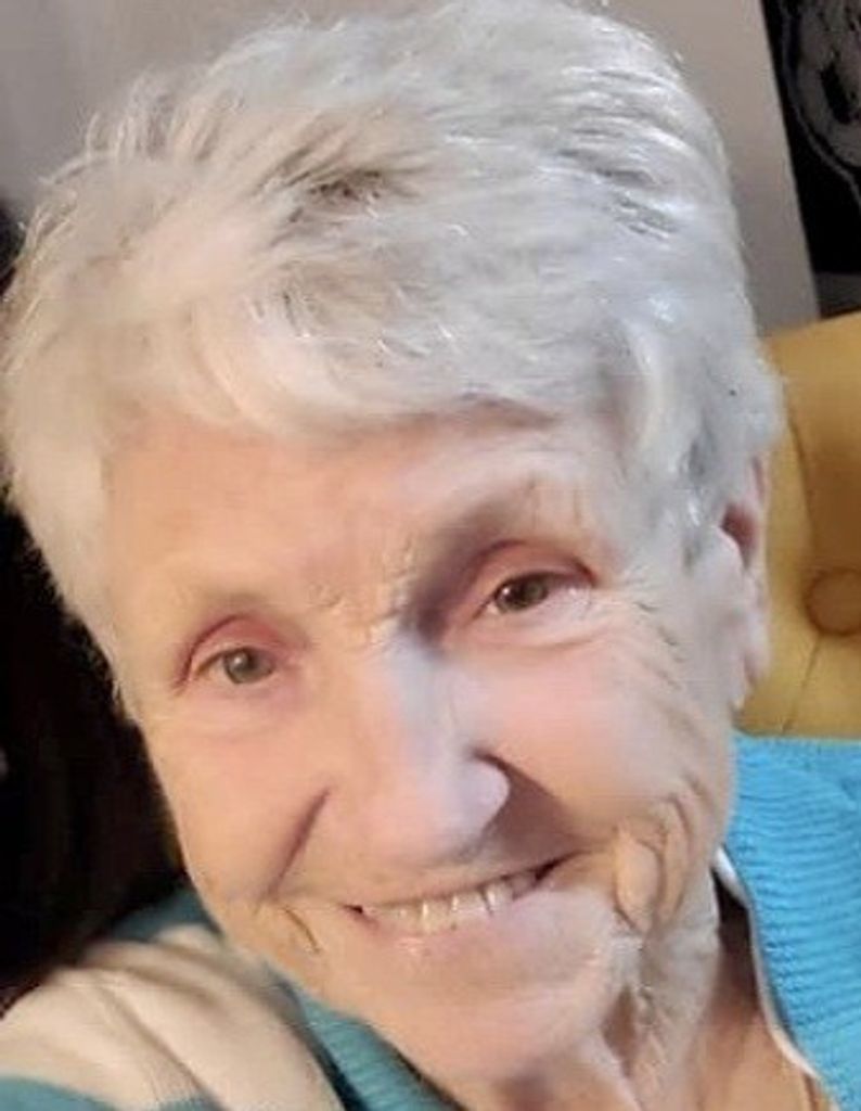 Carolyn Rae (Windham)  Jones Profile Photo