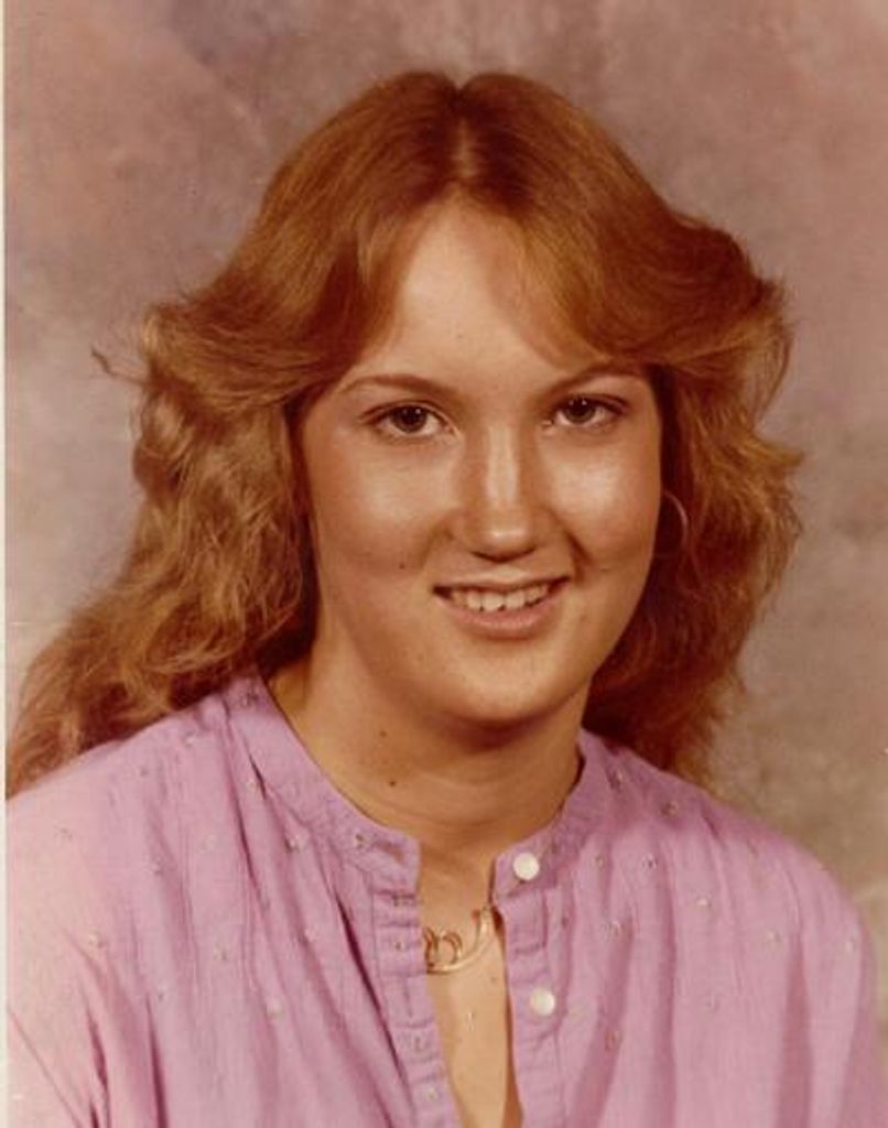 Kathy Stoabs Profile Photo