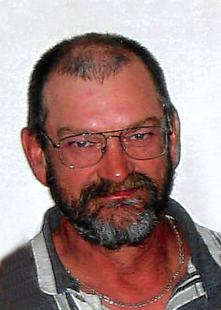 Carl Oswood Profile Photo