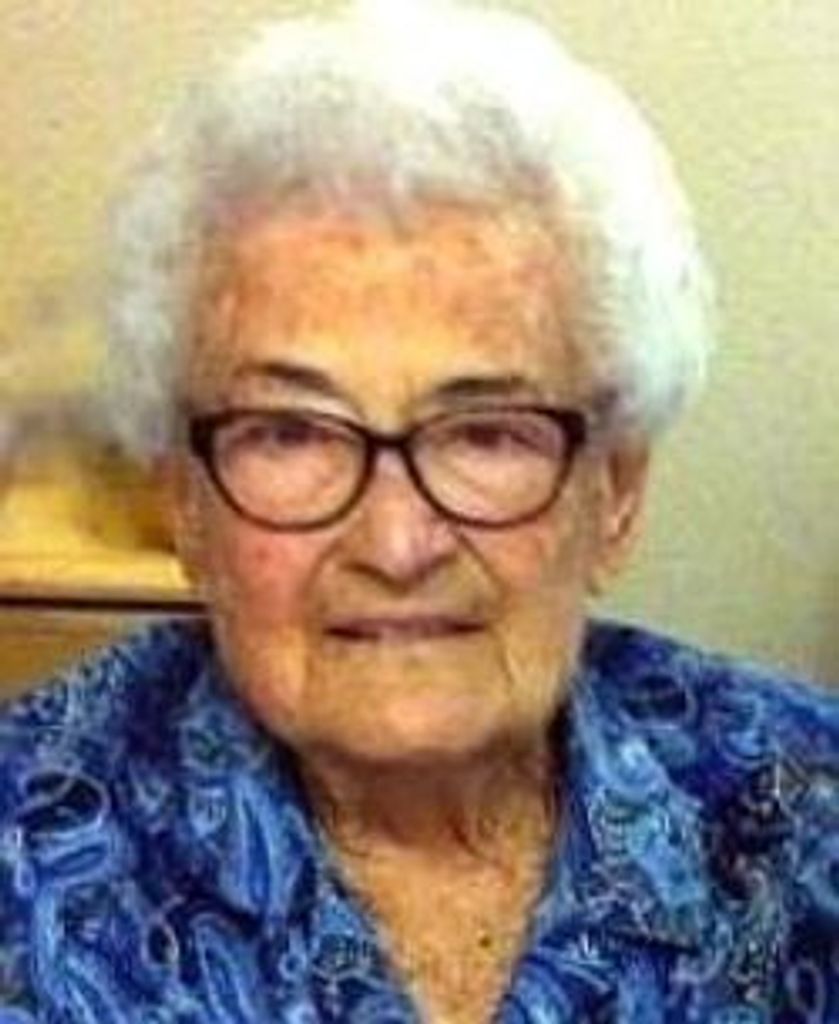 Estelle Nink