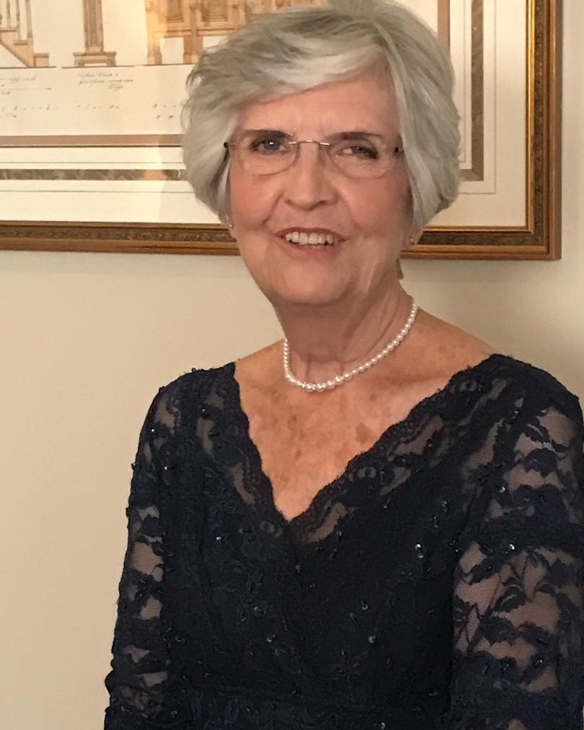 Peggy Joyce (Head) Moore