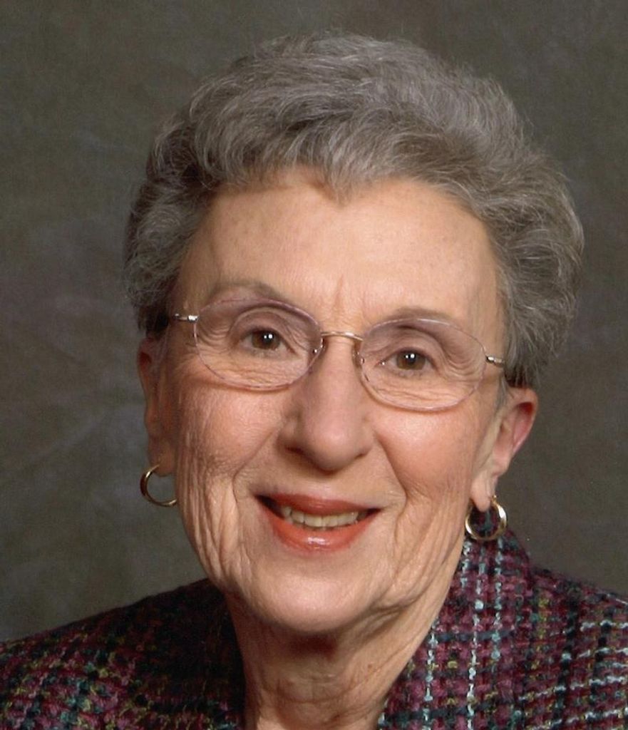 Lois Elizabeth Brichacek Profile Photo