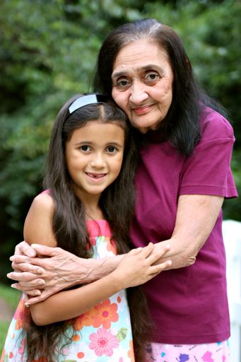 Hilda Luz (Feliciano)  Acevedo photo gallery thumbnail 5 of 43
