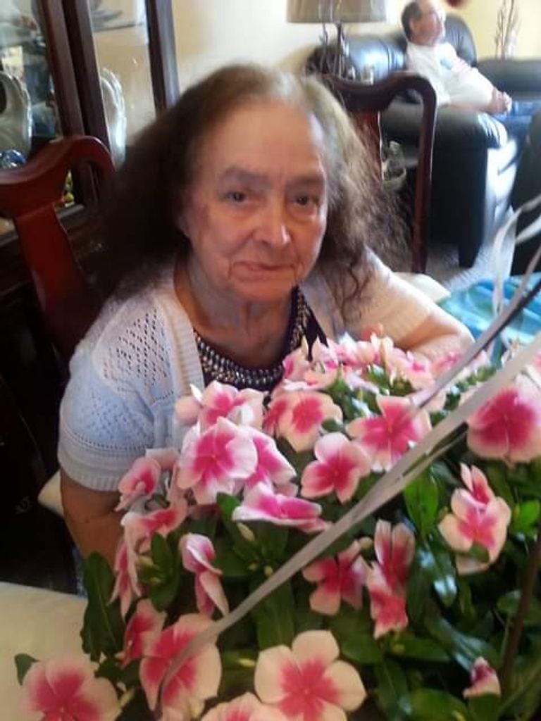 Juana R. Cruz