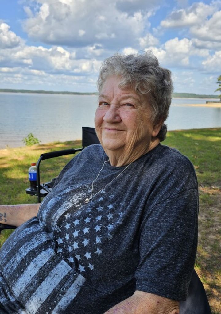 Deborah (Spires)  Poole Profile Photo