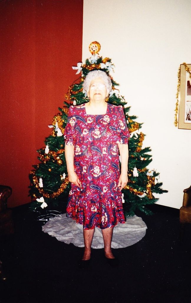 Jesusa 'Susie' Deleon
