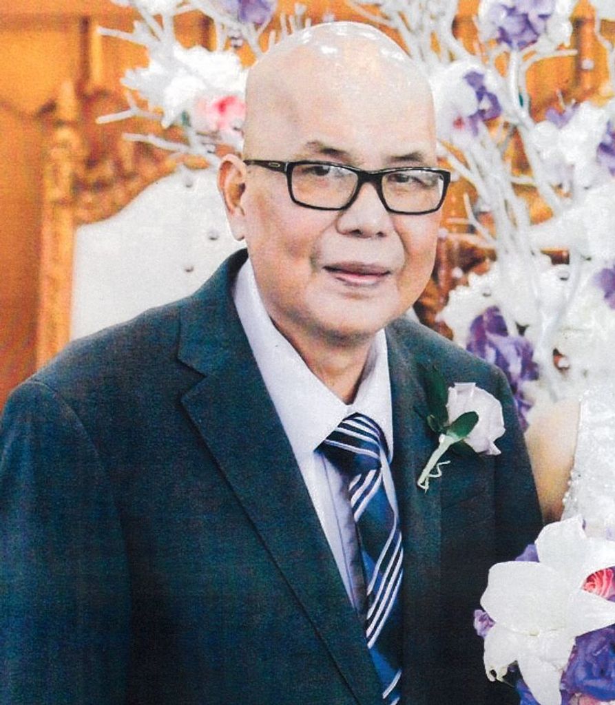 Alexander Mallari Caparas