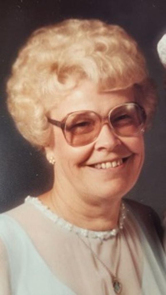 Sophie Delores Navock Profile Photo