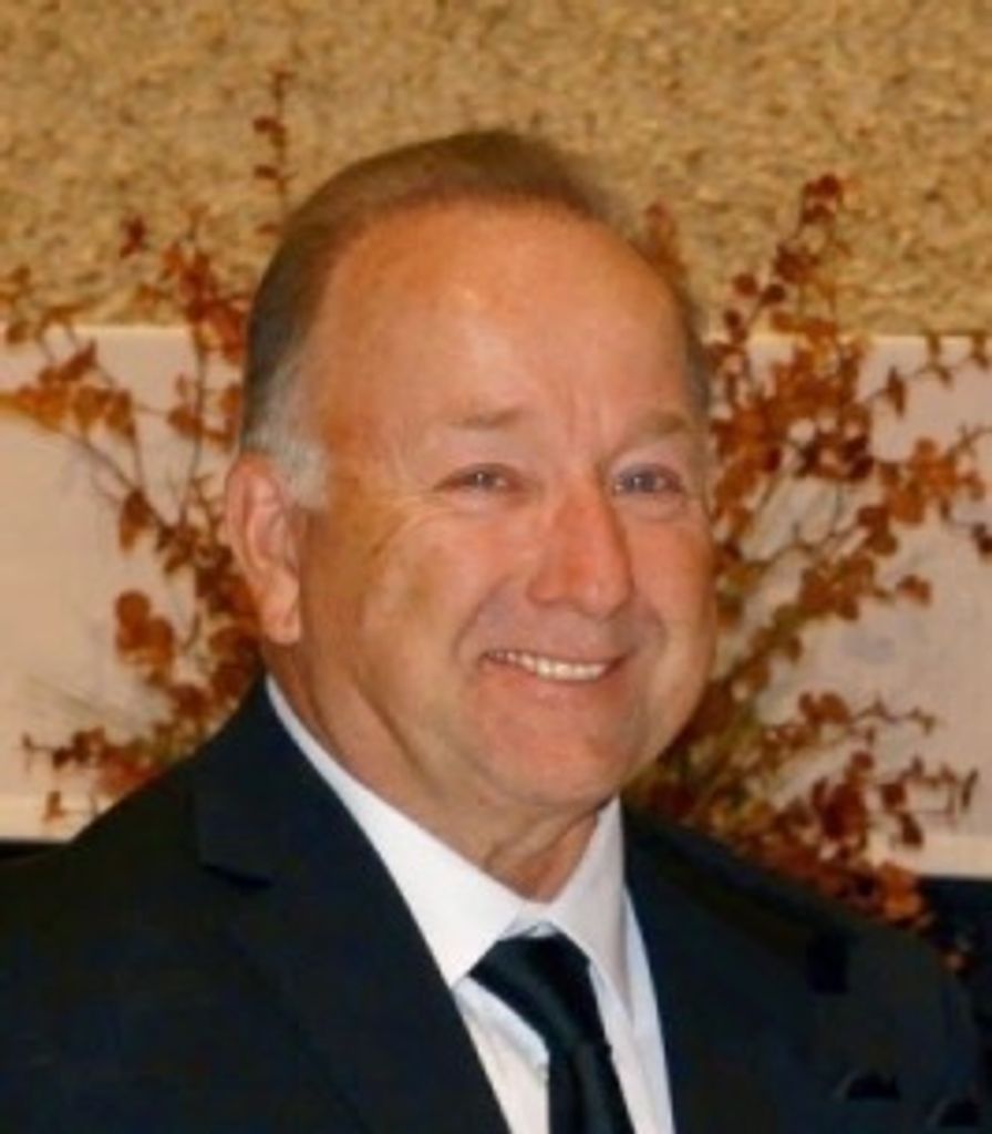 Thomas Hendricks Profile Photo