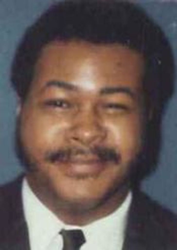 Darryl Heyward Henry