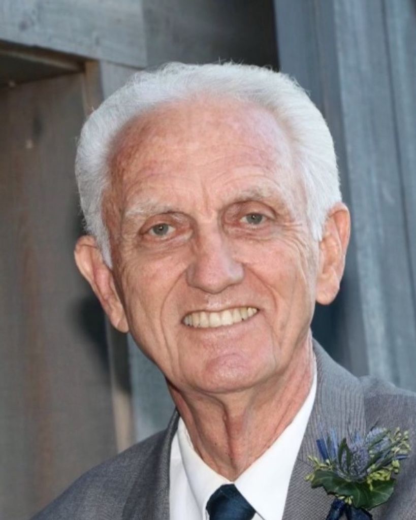Robert "Bob" Earl Blakely Profile Photo