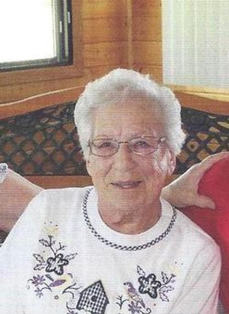 Evangeline "Vangie" Rosanna Hess Profile Photo