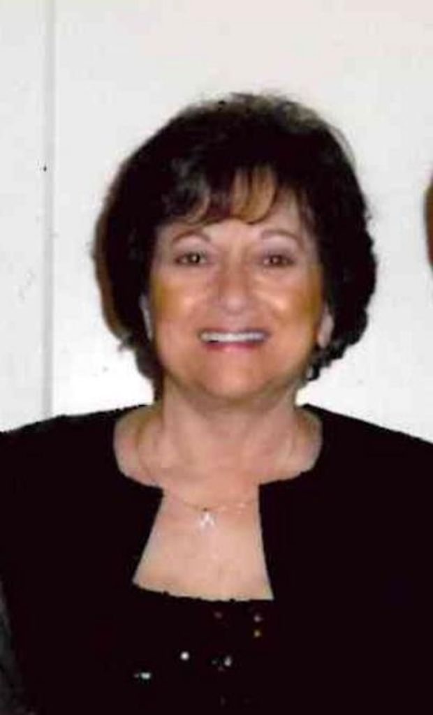 Angie Agnos Profile Photo